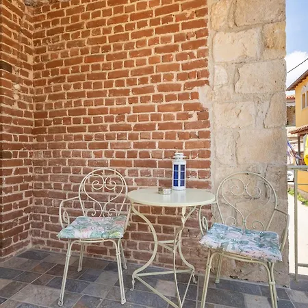 Stefanos House 아파트