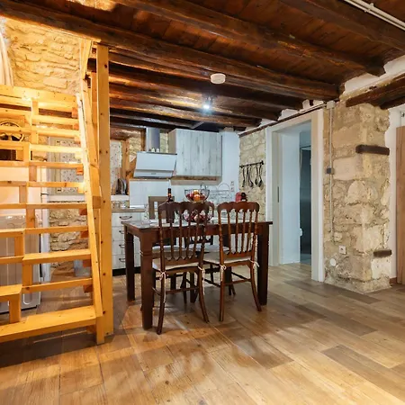 Stefanos House * 아피토스