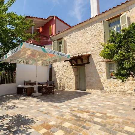 아파트 Stefanos House 아피토스