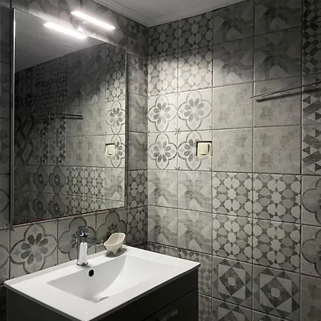 アパート Stefanos House