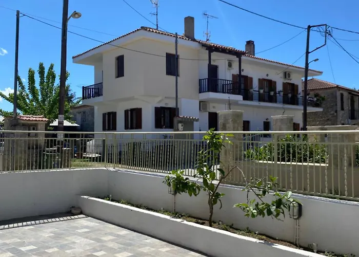 Stefanos House