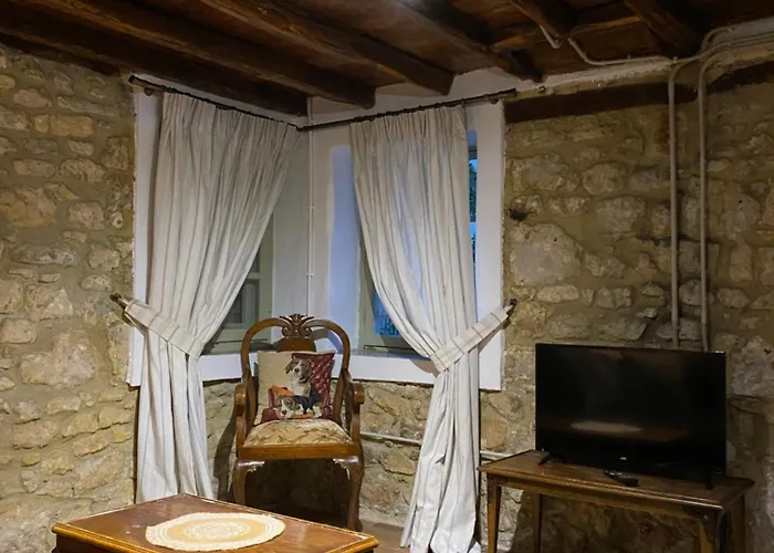 Stefanos House 아피토스